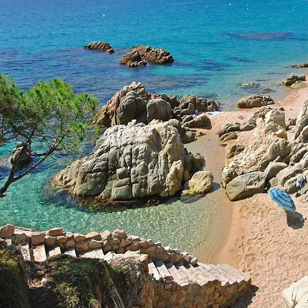 Vivalidays Merce - - Costa Brava * Lloret de Mar